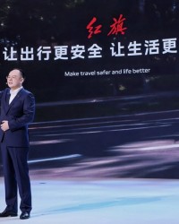 半岛体育app下载-产品为基，技术为擎，用户为本：红旗高质量发展三重奏
