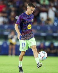 半岛体育app下载-塞尔记者：卡萨多今夏可能离队，巴萨为其估价约3000万欧元