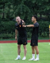 半岛体育app下载-拒绝再让韩国速度撒野！亚运队统一思想：防守第1位